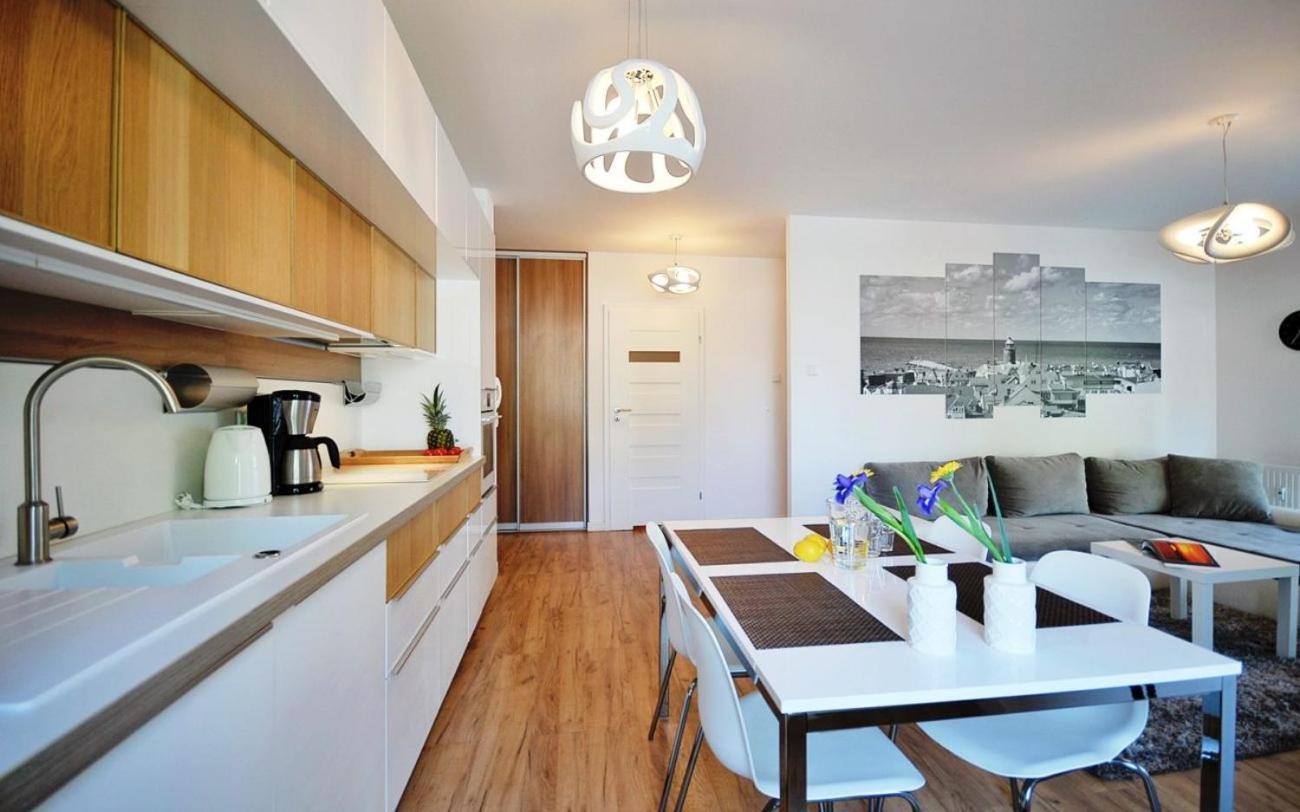 Apartamenty Balticon Polanki - Sauna, Fitness Inclusive - Basen Latem, Pool Im Sommer Kolobrzeg Oda fotoğraf
